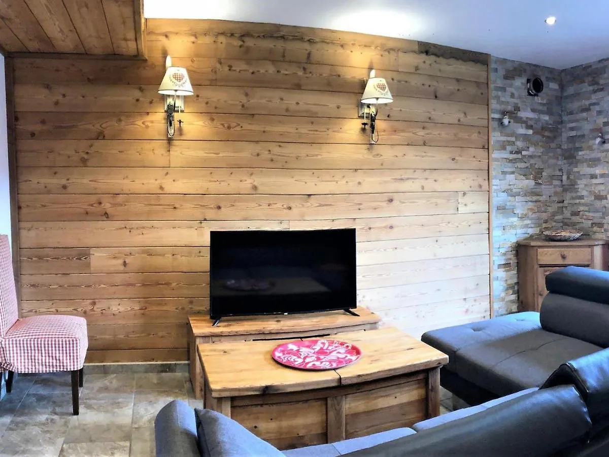 Chalet 3* - 8 Pers - Grand Confort - Terrasse - Parking Prive - Fr-1-267-266 Villarembert 프랑스