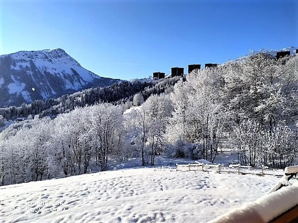 Chalet 3* - 8 Pers - Grand Confort - Terrasse - Parking Prive - Fr-1-267-266 Villarembert 0*,  프랑스